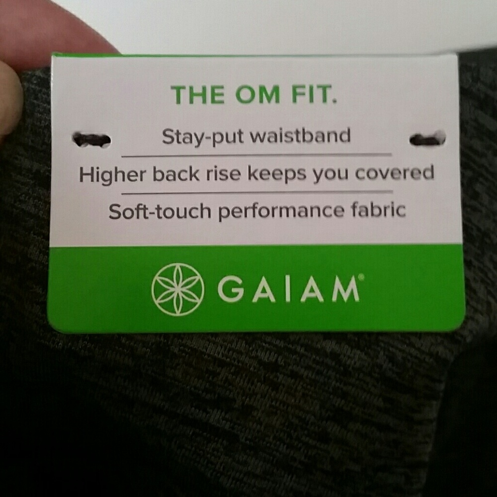 Womenโs Gray OM Lotus Yoga Capris - Picture 6 of 6